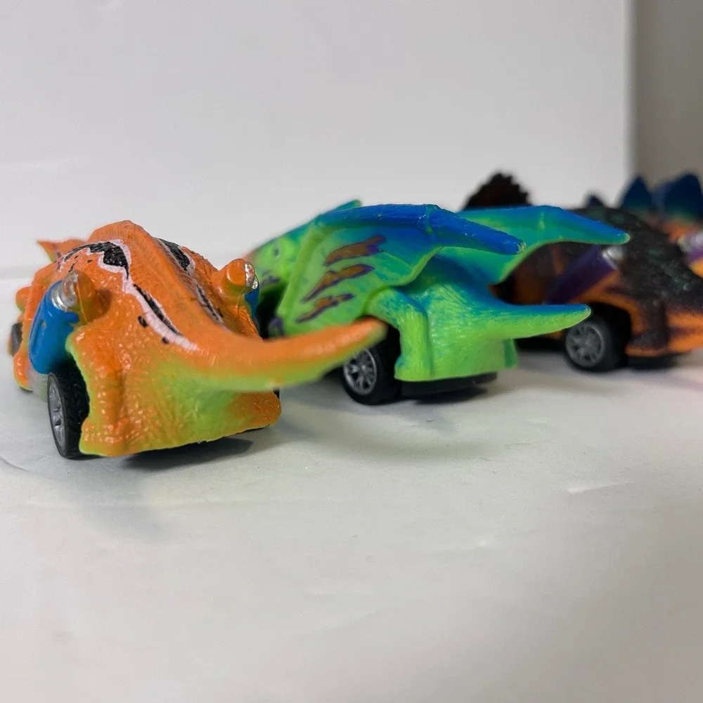 Dinosaur Pull Back Toy Cars Set of 5 Prehistoric Monster Truck Racing Vehicles